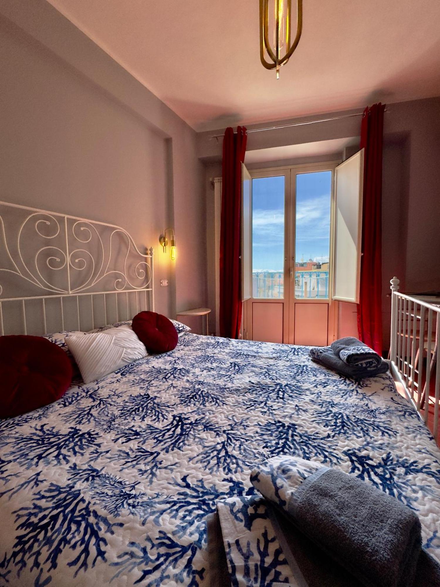 Taormina'S Sun Bed & Breakfast Exterior photo