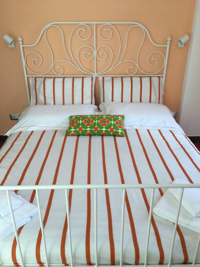 Taormina'S Sun Bed & Breakfast Exterior photo